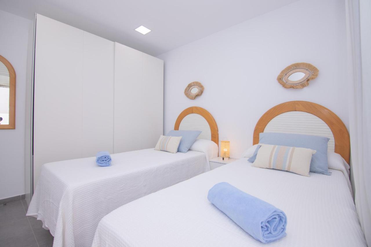 Apartment Family 6 Beachfront Corralejo By Holidays Home Екстер'єр фото